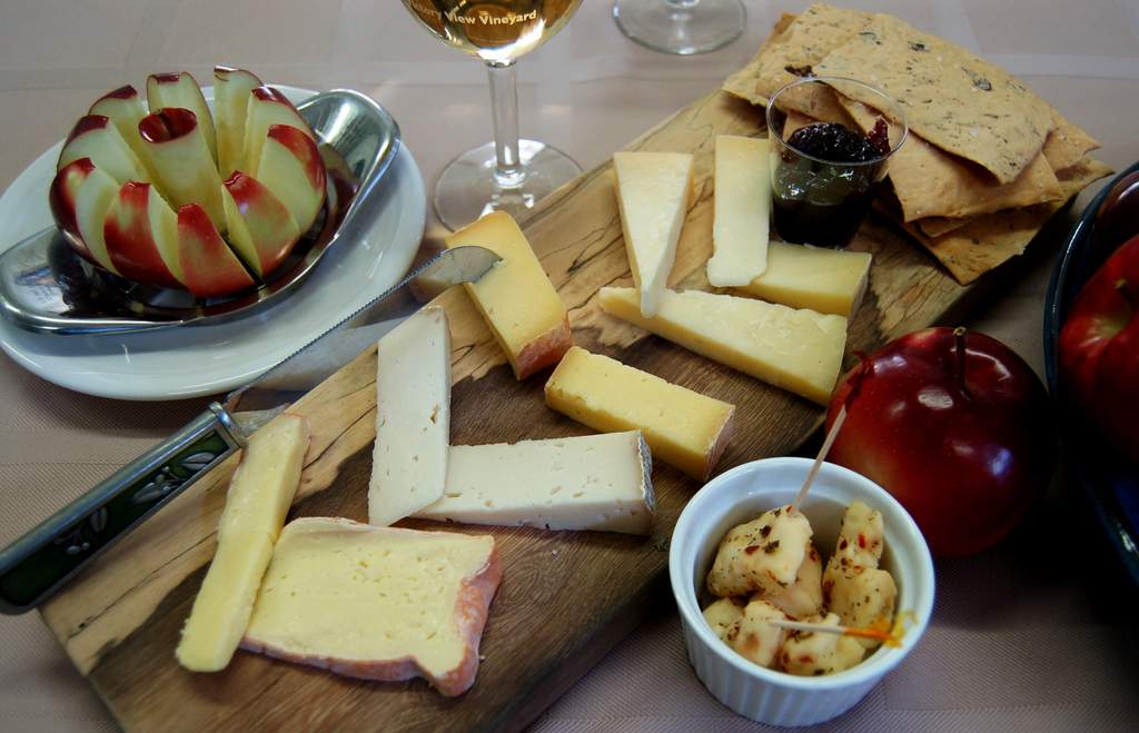 wine and cheese board Victory View Vineyard wine and local cheeses