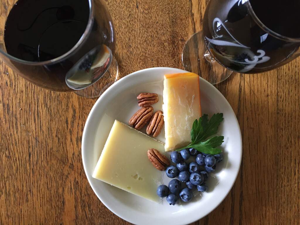 cheese plate wine and cheese tasting