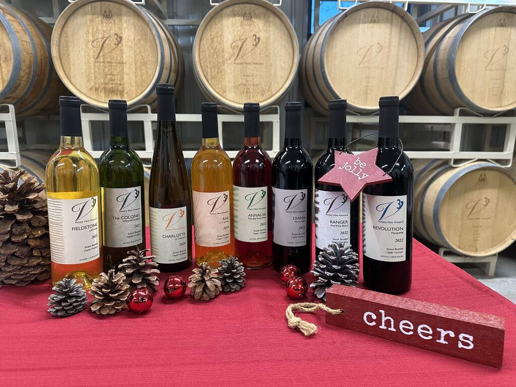 Victory View Vineyard's reds, whites and wine blends.